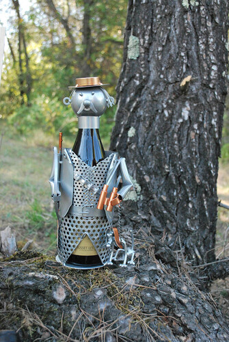 Product image Félix grey/copper metal bottle holder - Hunter and his dog