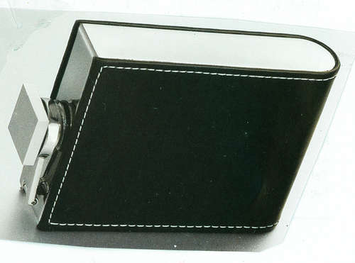 Product image Coffret flasque Virginia 2 accessoires inox/simili cuir noir 8oz/24cl