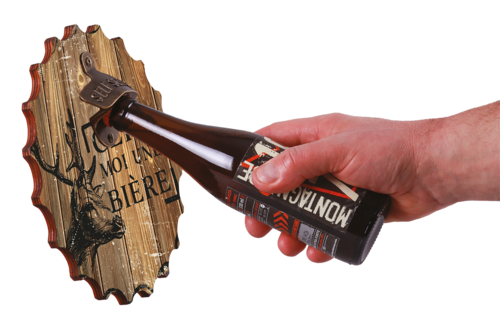 Product image Billy wall-mounted bottle opener, decorated wood, diam 22cm - Cerf moi une bière