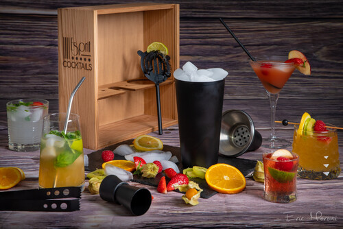 Product image Fizz cocktail set in smooth kraft box